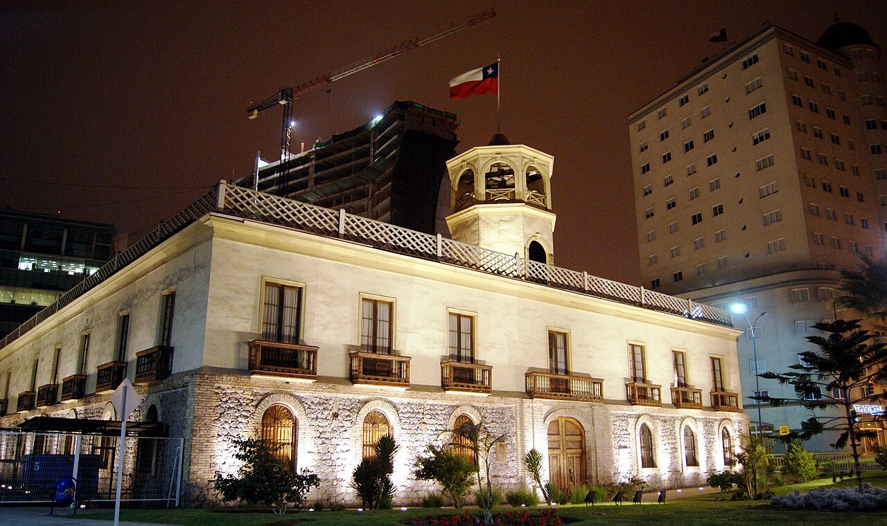 Aduana de Iquique (Iquique, Chile - 2012-07-24)
